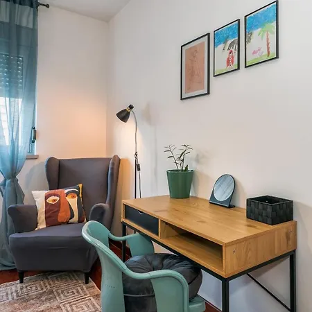 Appartement Airy 2-br W/ Open Layout & Modern Design